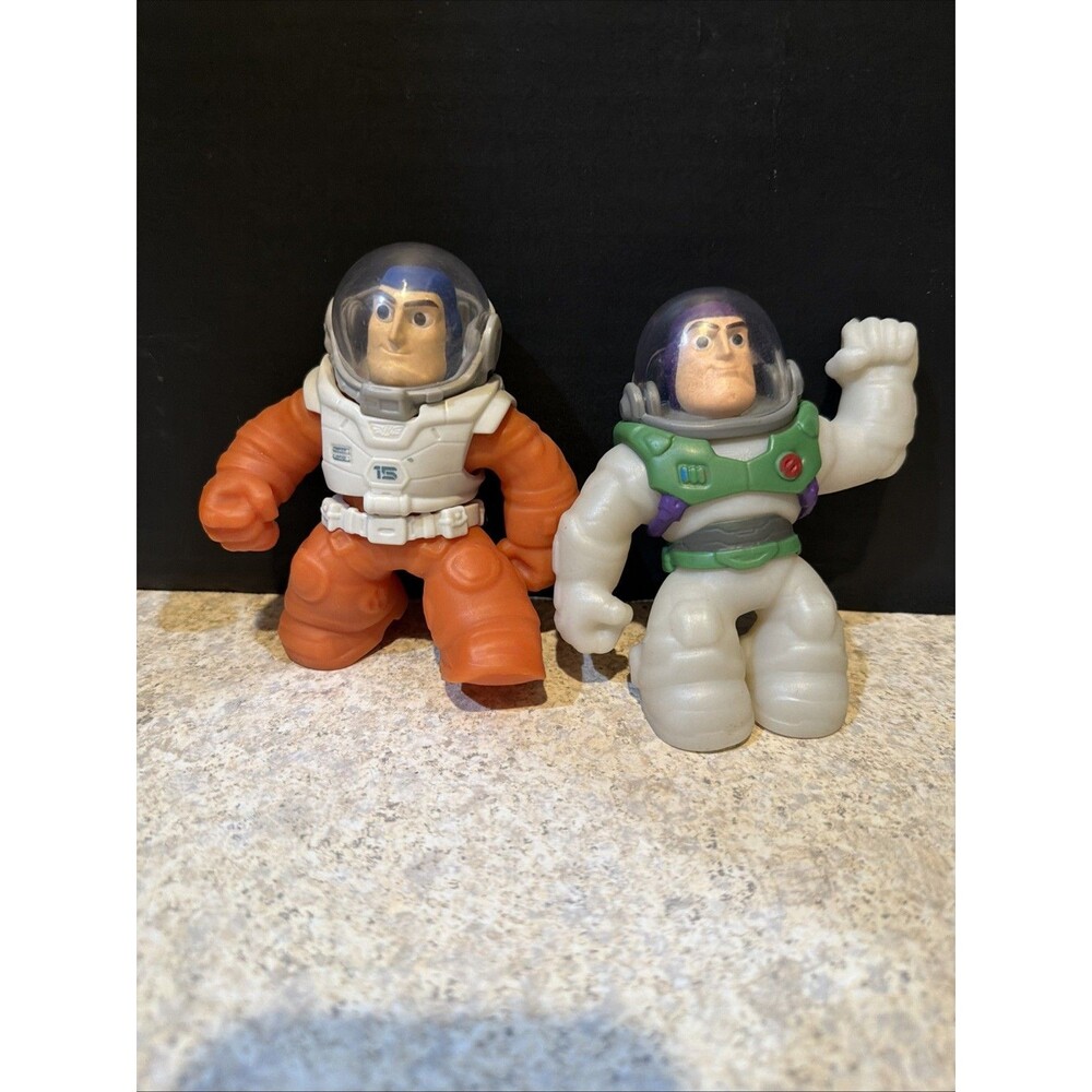 Heroes of Goo Jit Zu Disney Pixar Buzz Lightyear Lot 2 Toy Story Lightyear